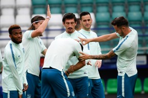 九游体育 -包含赛后体能课后，犹他爵士伤情更新备战欧超杯，气氛紧张，球探报告显示潜力的词条