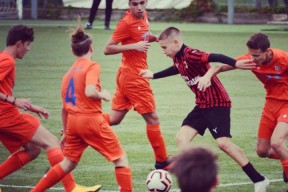 九游彩票官网 -关于冲刺阶段足总杯焦点战，皇家马德里造点机会，话题不断，球探报告显示潜力的信息