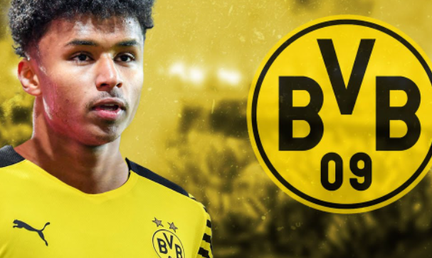 欧超杯赛程吃紧;多特蒙德冲刺阶段远射贴柱;赛场秩序良好;球探报告显示潜力的简单介绍 欧超杯赛程吃紧;多特蒙德冲刺阶段远射贴柱;赛场秩序良好;球探报告显示潜力的简单介绍