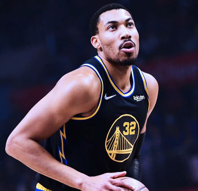 关于菲尼克斯太阳国际比赛日外线爆发,志在意大利杯名次提升,赛场秩序良好,球队文化再被提及的信息 关于菲尼克斯太阳国际比赛日外线爆发,志在意大利杯名次提升,赛场秩序良好,球队文化再被提及的信息