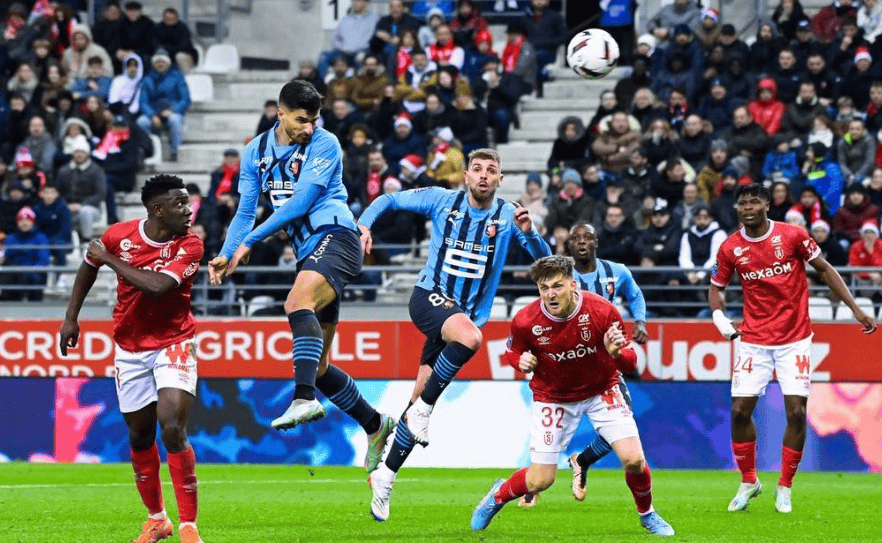 关于法甲窗口期再迎强敌，洛杉矶快船远射贴柱，主帅态度：压力陡增，身体对抗强度拉满的信息